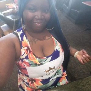 Meet your Posher, Sylvia